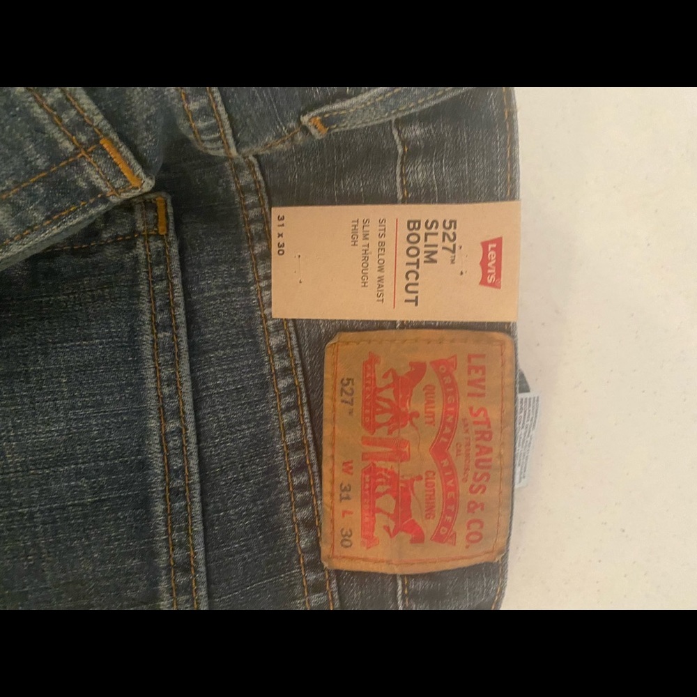 Mens Levi jeans, 31x30. New with tags